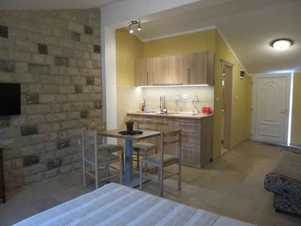 Апартаменты Villa Adriatic Котор